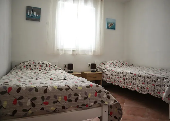 Holiday Home Ante With Beautiful Private Garden